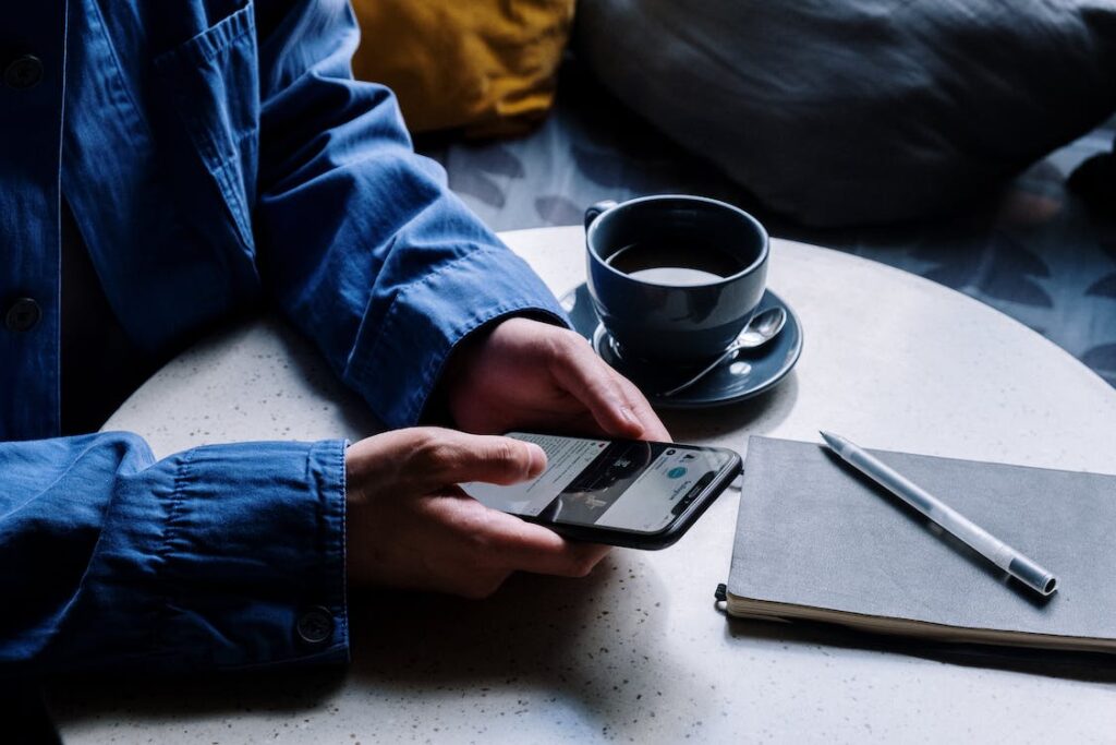 Ways To Organize Your Phone In 10 Minutes Organize Your Phone